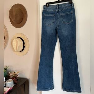 Kenzie Jeans Vintage Luxe - The Flare size 2/26